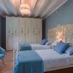 Alis Villa