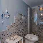 Alis Villa