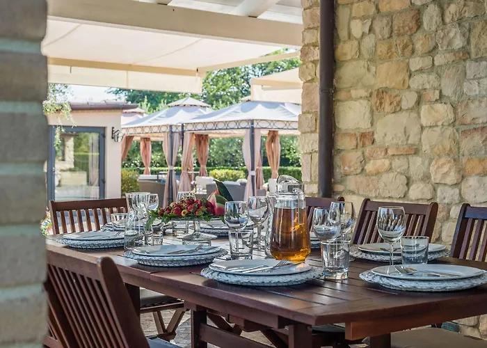 Alis Villa